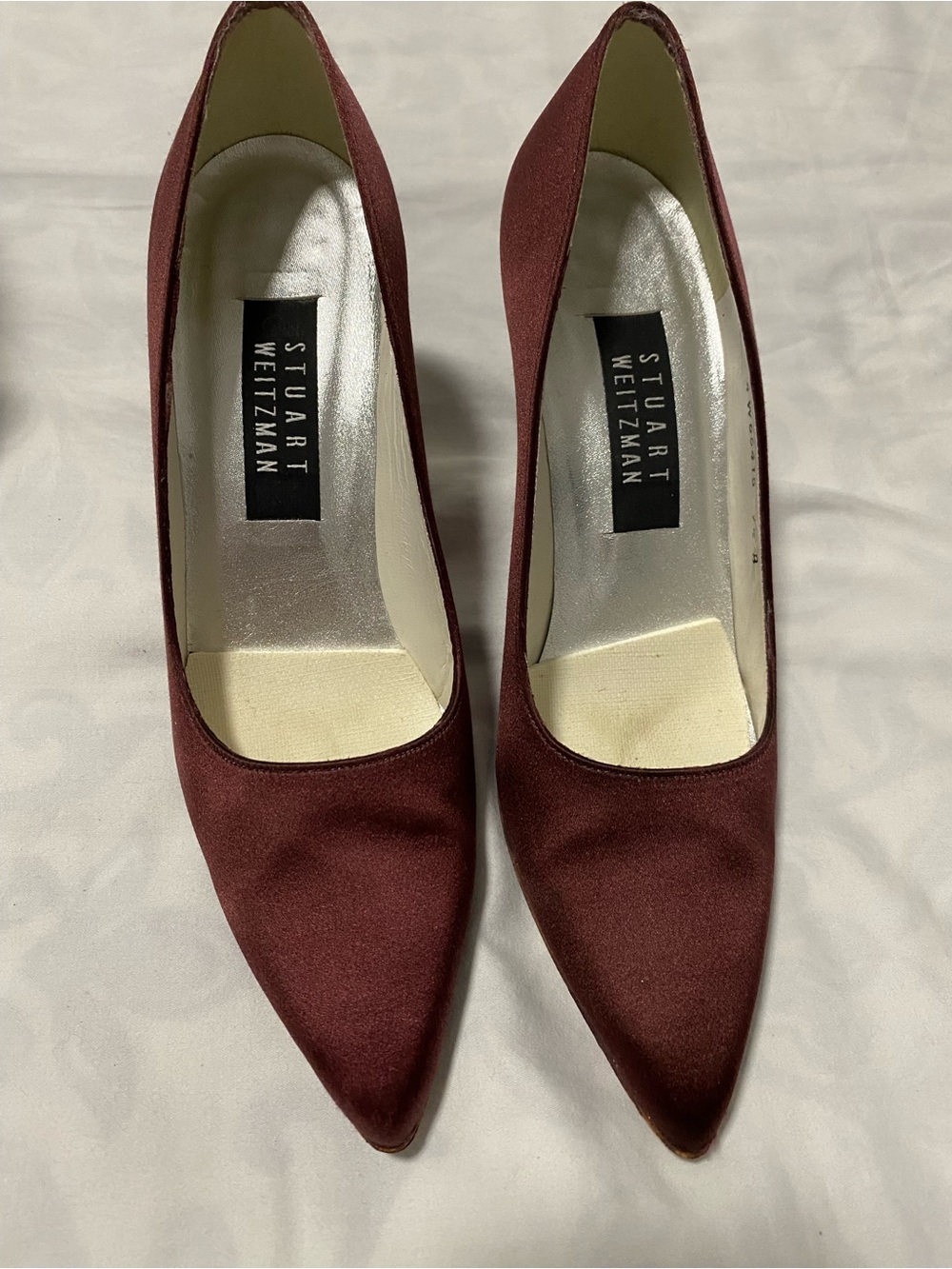 Stuart Weitzman Pointed Satin Pumps in Wine